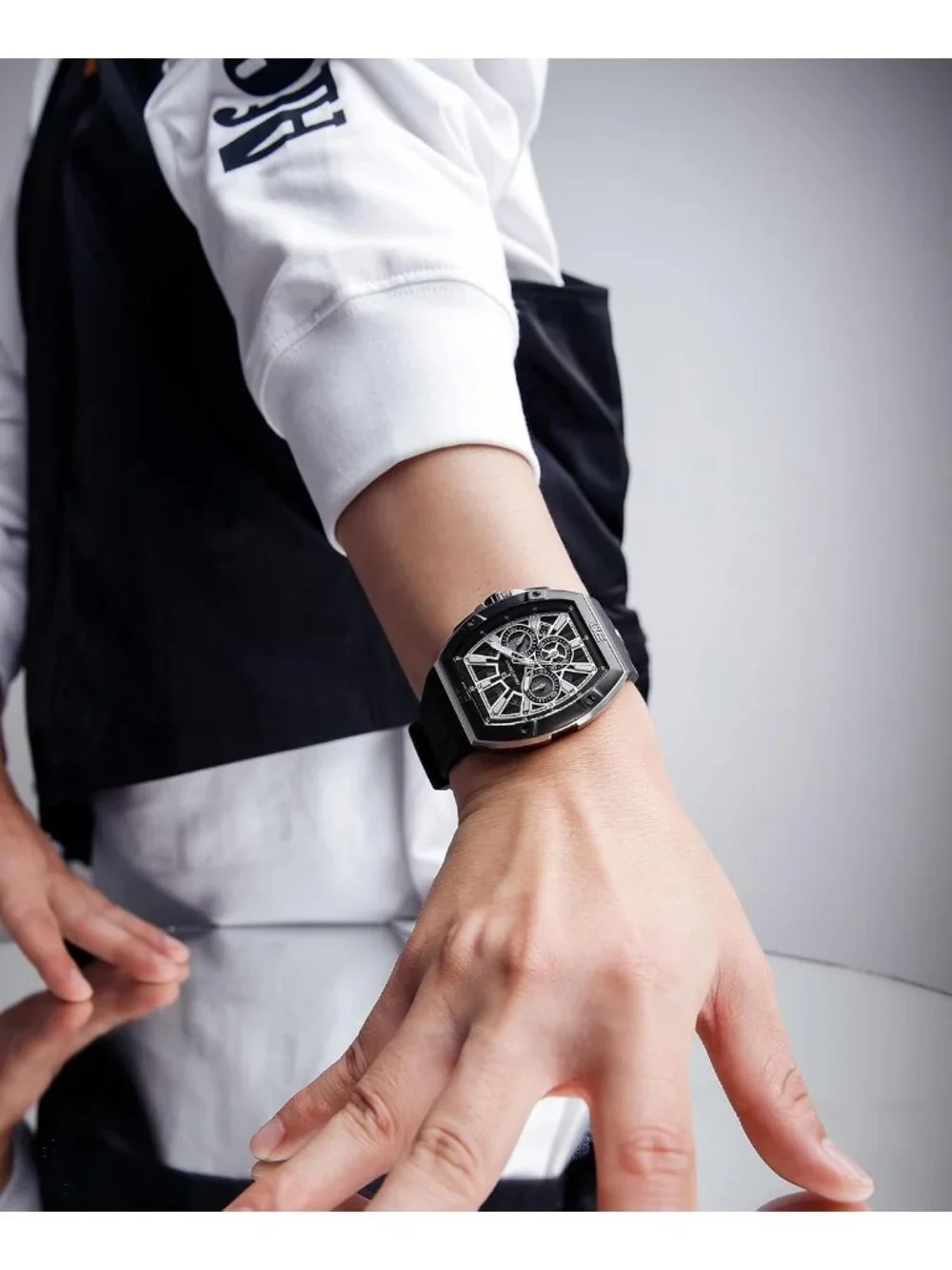 Men's Silver Fashion 5ATM Waterproof Quartz Luxury Chronograph Analog Watch